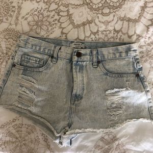 Light wash high waisted denim shorts